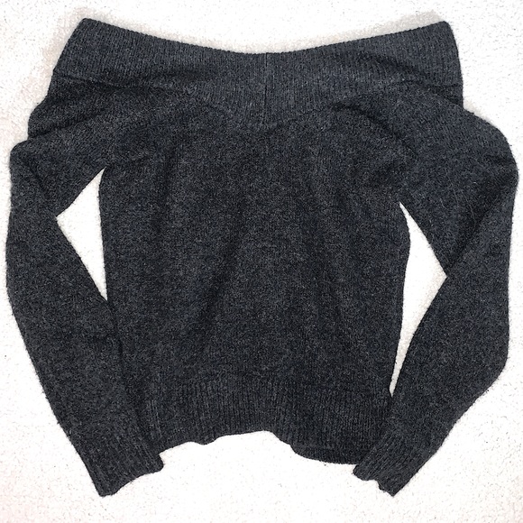 H&M Off-the-Shoulder Soft Wool Blend Sweater | Women’s Size XS - Picture 4 of 5